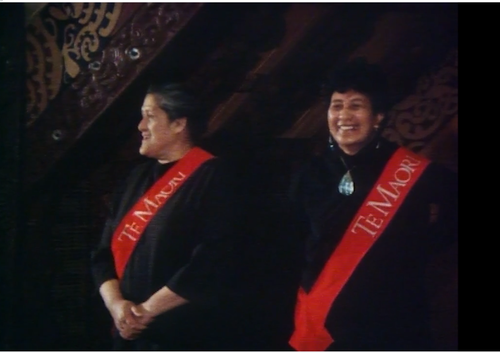 Photo of two Te Māori hosts