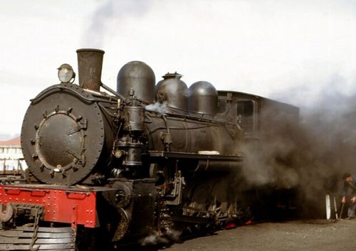 BB class locomotive, number 629 in the Palmerston North railway yard.